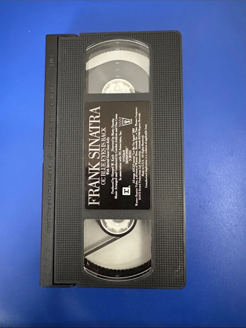 Vintage Frank Sinatra: Ol' Blue Eyes Is Back VHS (1990 Warner Reprise)